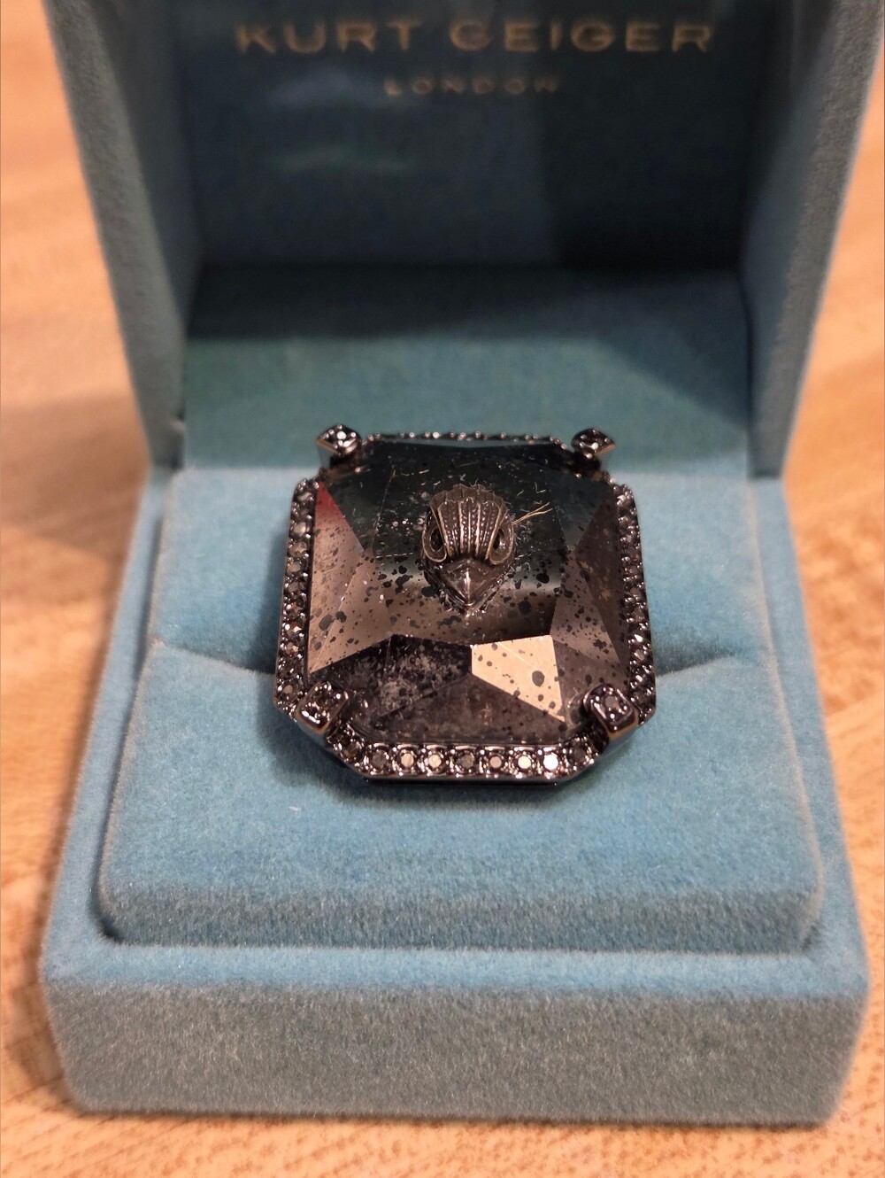 Kurt Geiger NWT STUNNING Ring Size 7